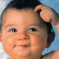 Làm mẹ - Chiêu dạy trẻ sơ sinh nhận biết đặc điểm khuôn mặt