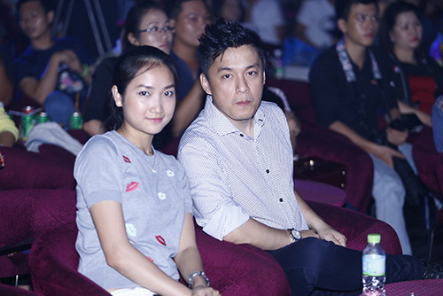 Lam Trường liên tiếp được vợ sắp cưới quot;tháp tùngquot; - 2