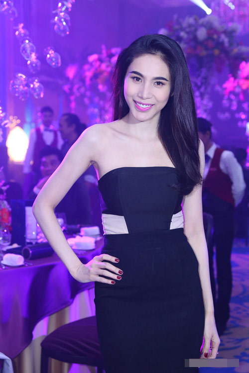 Tuần qua: Hà Hồ lộ ảnh đời thường xinh như ‘em bé’ - 11