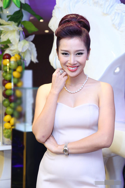 Tuần qua: Hà Hồ lộ ảnh đời thường xinh như ‘em bé’ - 12