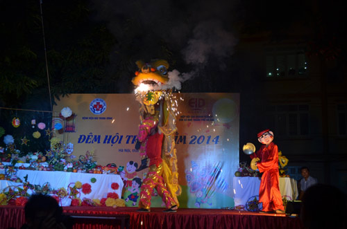 Những em bé đón Trung thu trong bệnh viện - 3