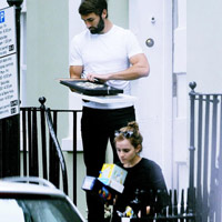Eva soi 8/9: Emma Watson sống cùng bạn trai