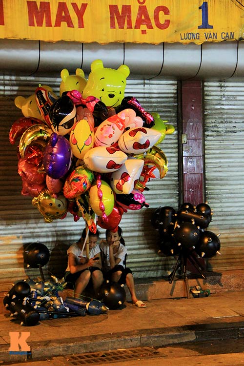 Những hình ảnh đối lập xót lòng trong Tết Trung thu - 9