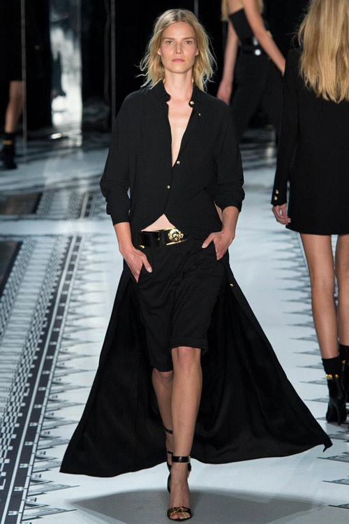 BST Versace chưa lên sàn đã lọt mắt các Sao Hollywood - 6