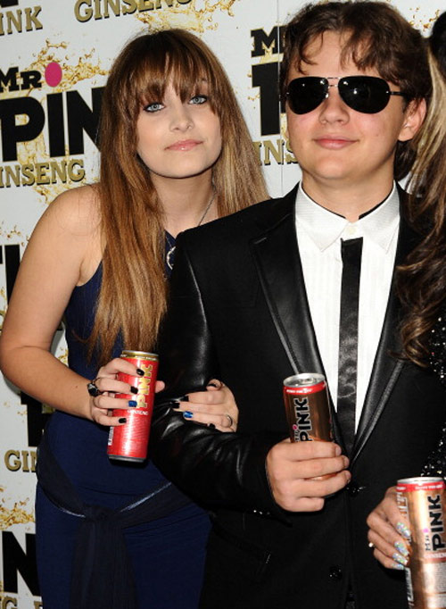 Nghi vấn con gái Michael Jackson có bầu ở tuổi 16 - 3