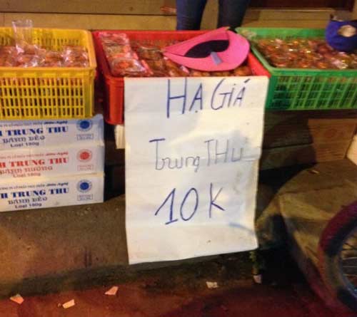 Ngậm quả đắng với bánh Trung thu đại hạ giá - 1