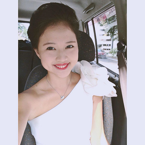 Cô gái Việt, nhiều người mê vì #039;môi dày, da rám nắng#039; - 1
