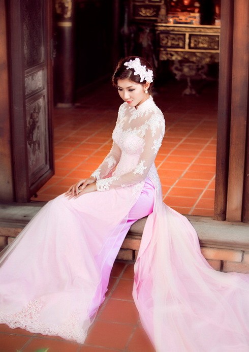 Ngọc Quyên đẹp như trong tranh với áo dài cưới - 8