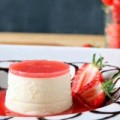 Bếp Eva - Tráng miệng cực đã với panna cotta sốt dâu tây
