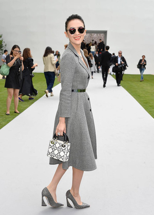 Trở thành quý cô sành điệu với chiếc túi mini - 4