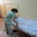 Tin tức - Bác sĩ kể lúc người nhà bệnh nhân đánh gãy xương gò má