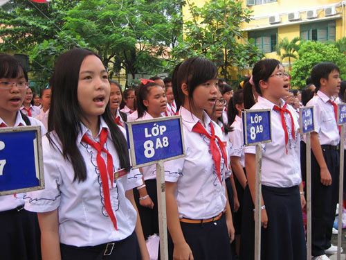 Những khoản học phí... từ trên trời rơi xuống - 1
