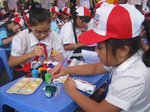 Những khoản học phí... từ trên trời rơi xuống - 2