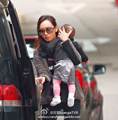 Làm mẹ đơn thân, từ hoa hậu thành gái quán bar - 6