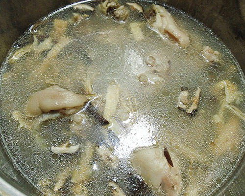 Bún móng giò với măng khô cho bữa sáng cuối tuần - 6