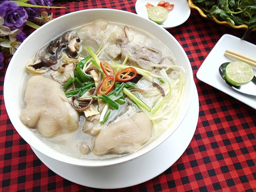 Bún móng giò với măng khô cho bữa sáng cuối tuần - 7