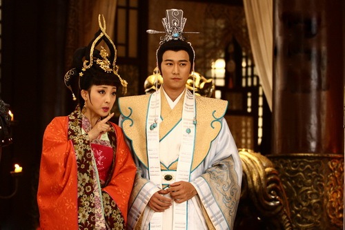 Trương Hinh Dư bị quot;ném đáquot; khi đóng vai Đát Kỷ - 14