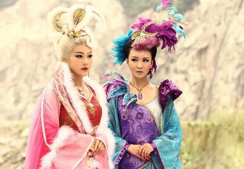 Trương Hinh Dư bị quot;ném đáquot; khi đóng vai Đát Kỷ - 5