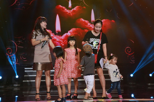 Đông đảo quot;con nítquot; hát trong show Phương Thảo - Ngọc Lễ - 2