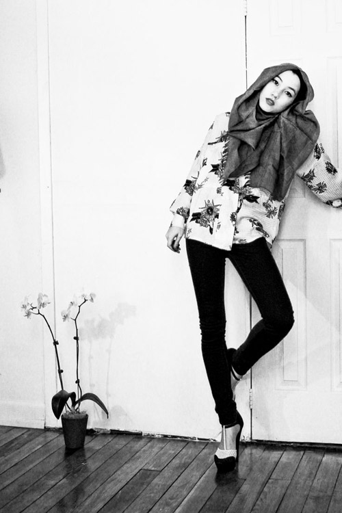 Cô gái Hồi giáo quot;nổi như cồnquot; vì mặc đẹp - 7