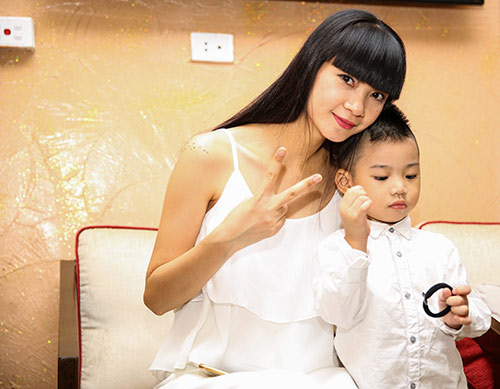 Siêu mẫu Hạ Vy: quot;Sẽ làm việc đến tận ngày sinhquot; - 2