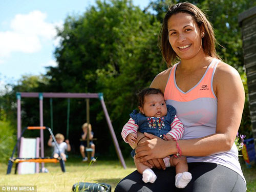 Ảnh bụng phệ của mẹ sau sinh quot;lan truyền nhanh như virusquot; - 2