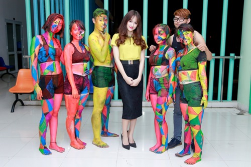 Hương Giang Idol kín đáo vẫn hút mọi ánh nhìn - 9