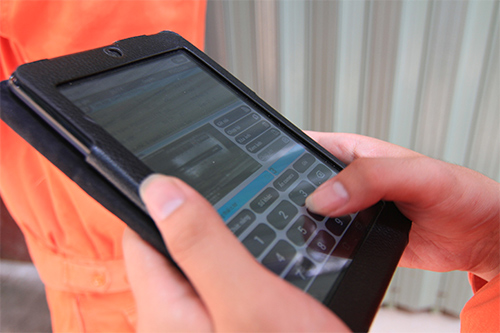 Xem EVN Hà Nội ghi số điện bằng gậy chụp ảnh - 4