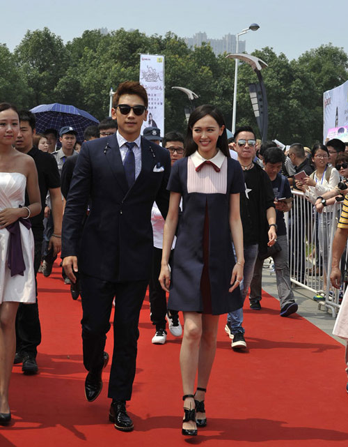 Bi Rain được khen vì cử chỉ lịch sự bên Đường Yên - 6