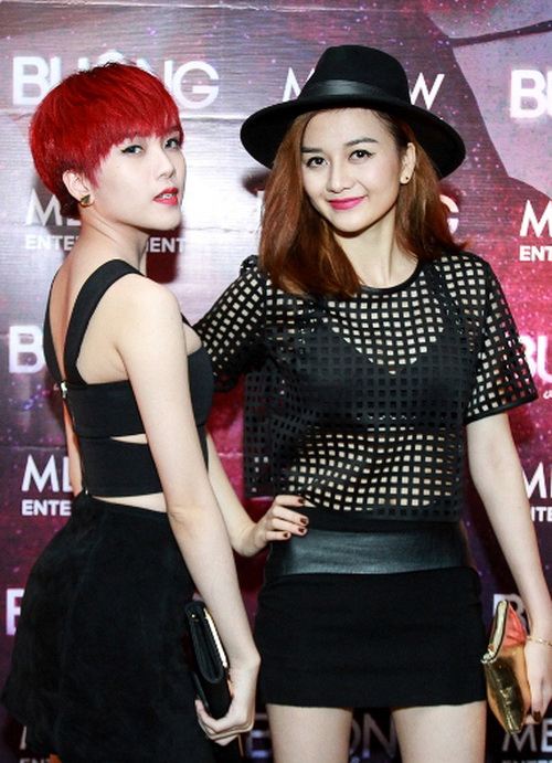 quot;Bạn gái tin đồnquot; của Sơn Tùng gợi cảm mừng Vũ Thảo My - 9