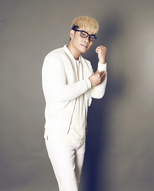 A Tuân lột xác sau thời gian quot;ở ẩnquot; - 4