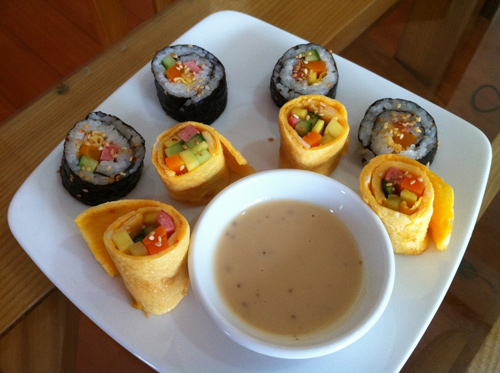 Tự làm cơm cuộn ngon mê cho bé như mẹ Tombinbon - 6