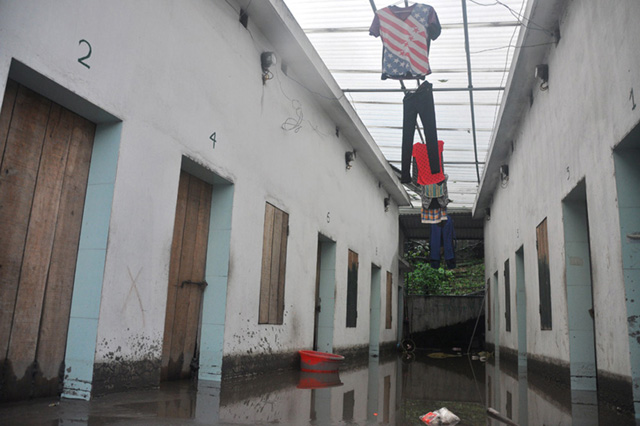 quot;Chưa bao giờ thấy trận #039;đại hồng thủy#039; nào kinh hoàng đến thếquot; - 8