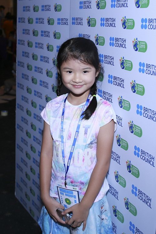 Con gái Trương Ngọc Ánh xinh xắn bên quot;công chúaquot; nhà Bình Minh - 9