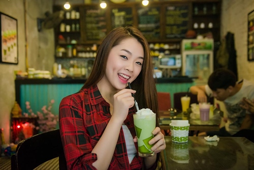 Hot girl Vietnam Idol 2015 khoe vẻ quyến rũ trong MV mới - 4