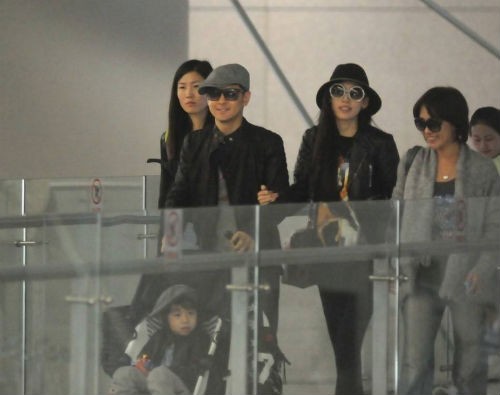 Vợ Lâm Chí Dĩnh lộ vòng 2 lớn bất thường - 4