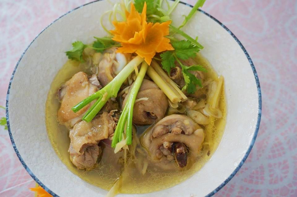Gà hầm sả đậm đà ngày mưa - 6