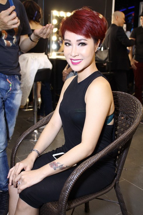 Vợ Thanh Bùi quot;giấu bụngquot; sau thông tin mang bầu 5 tháng - 20