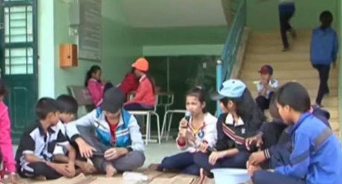 Xót xa cảnh những nữ sinh cấp 2 bỏ học lấy chồng - 4