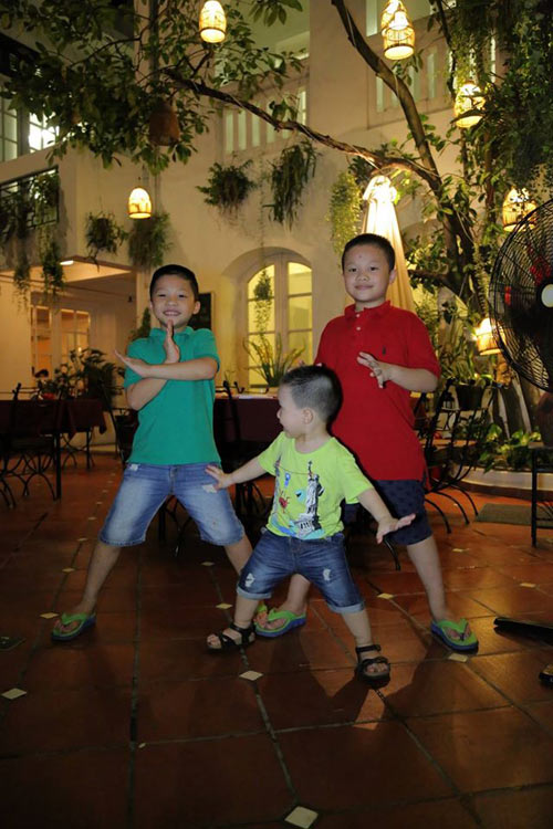 Bài văn tả quả ngộ nghĩnh của con trai MC Quang Minh - 4