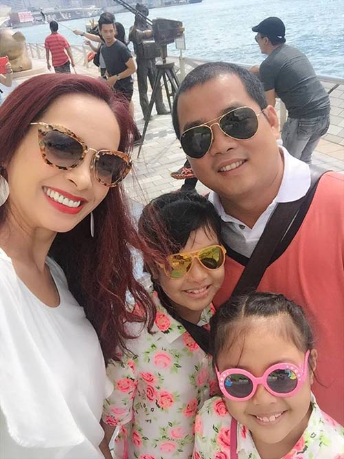 Gia đình Thúy Hạnh trẻ trung, sành điệu ở Hồng Kông - 2