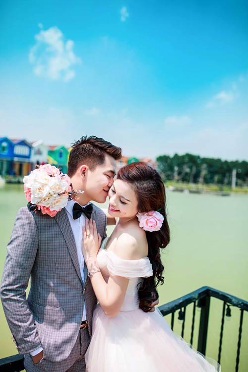 Chuyện tình đầy màu sắc của cặp đôi cùng tuổi Ngọ - 10