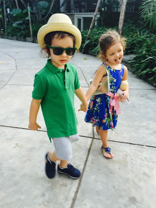 Cặp song sinh nhà Hồng Nhung quot;sành điệuquot; đi uống trà - 4