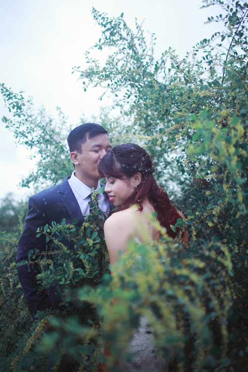 Đẹp say lòng bộ ảnh cưới mùa mưa bão - 3