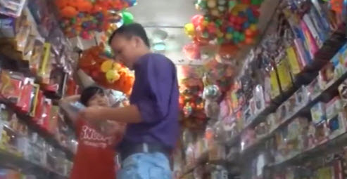 Tá hỏa đồ chơi Doremon kể chuyện tự tử - 4