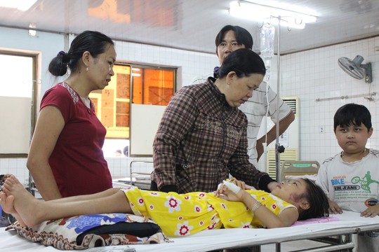 Vụ cháu bé mắc kẹt trong giếng khoan: Truy trách nhiệm chủ giếng! - 4