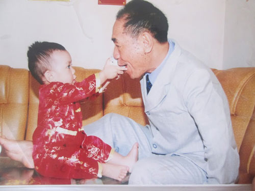 Thầy Nguyễn Ngọc Ký chia sẻ bí quyết để có gia đình hạnh phúc - 2