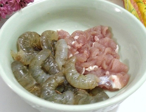 Bữa sáng ngon miệng với miến chả tôm thịt - 2