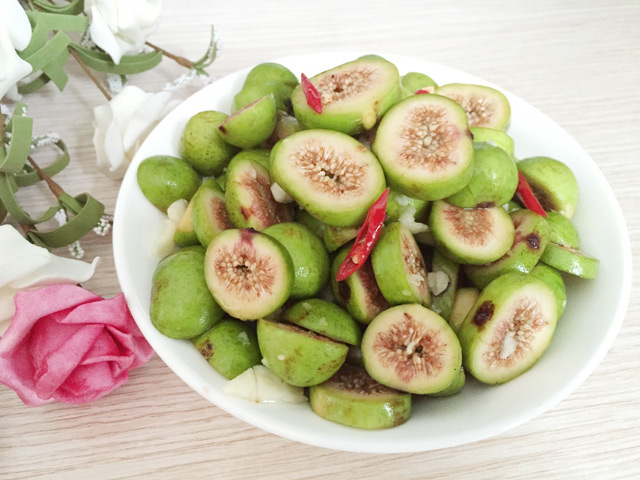 Tự làm sung muối ngon như ngoài tiệm