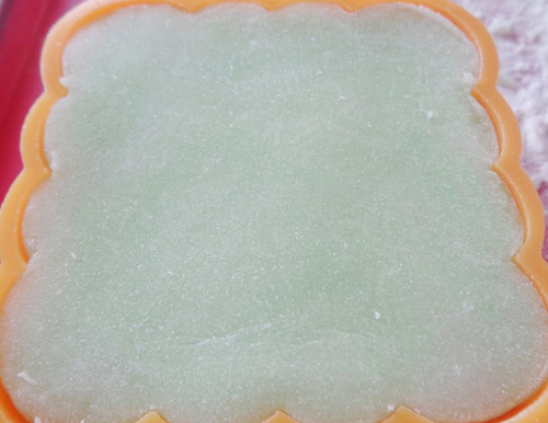 Bánh Trung thu dẻo lá dứa nhân đậu xanh hấp dẫn - 6